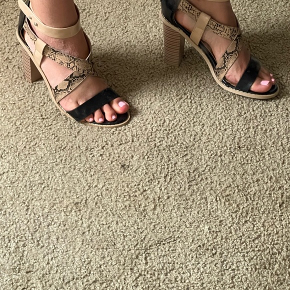 ChecKlist heels open toe black leopard print - Picture 1 of 3